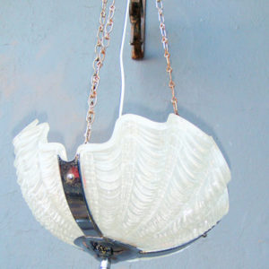 Art Deco 3 Shell pendant light