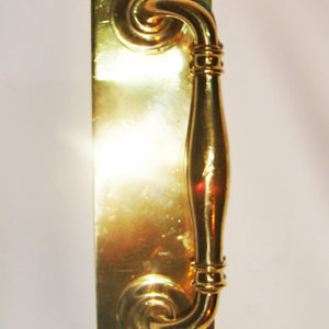 Door pull handle