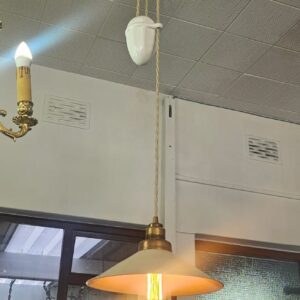 Single Rise & Fall with Porcelain Shade